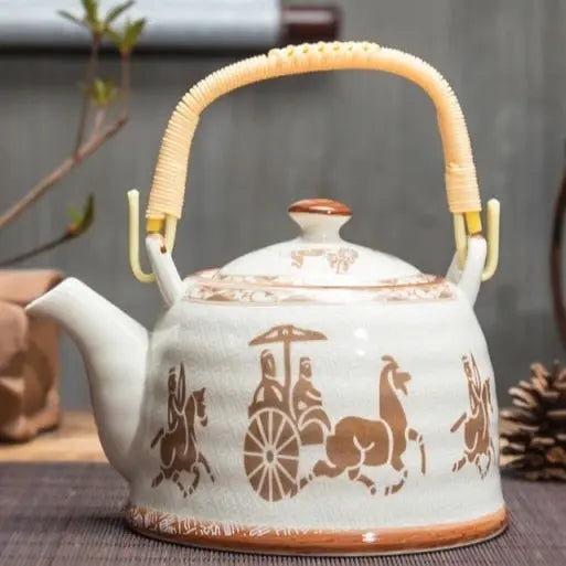 Théière Chinoise en Porcelaine Chevaliers 900ML